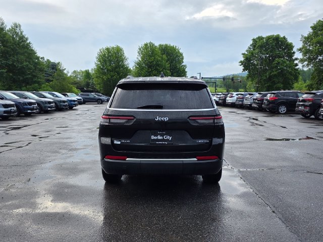 Used 2022 Jeep Grand Cherokee L Limited AWD/4WD image 7