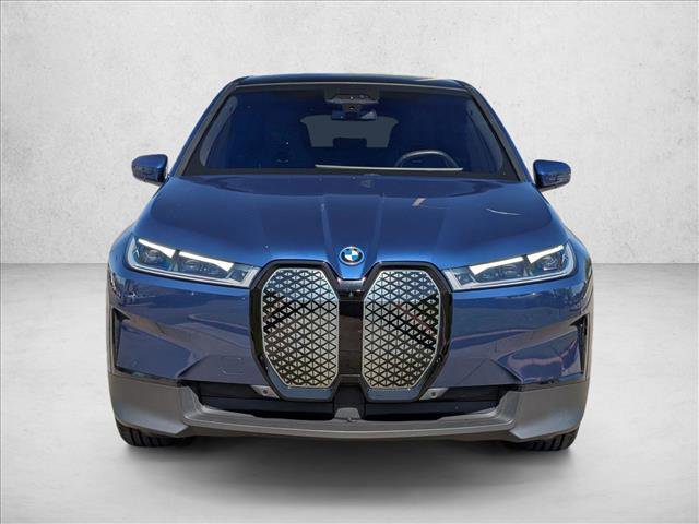 Certified 2023 BMW iX xDrive50 w/ Premium Package AWD/4WD image 2