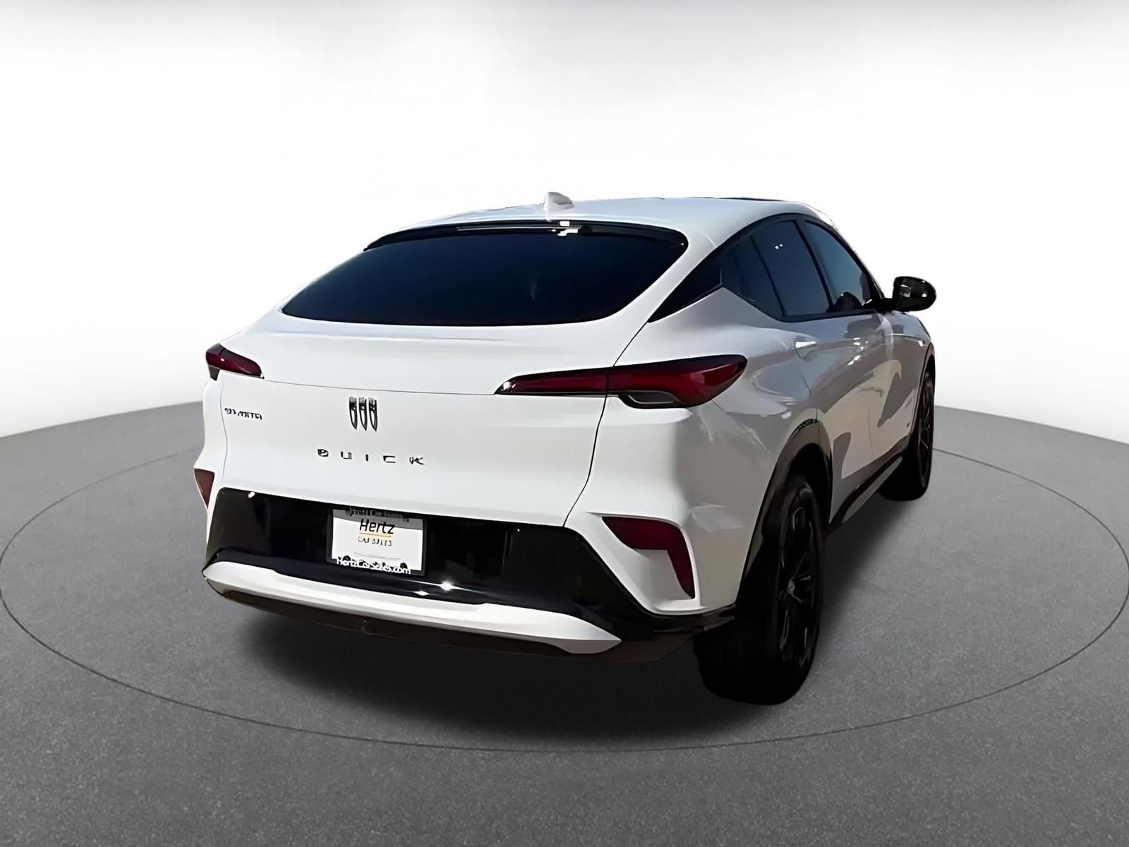 Used 2025 Buick Envista Sport Touring image 12