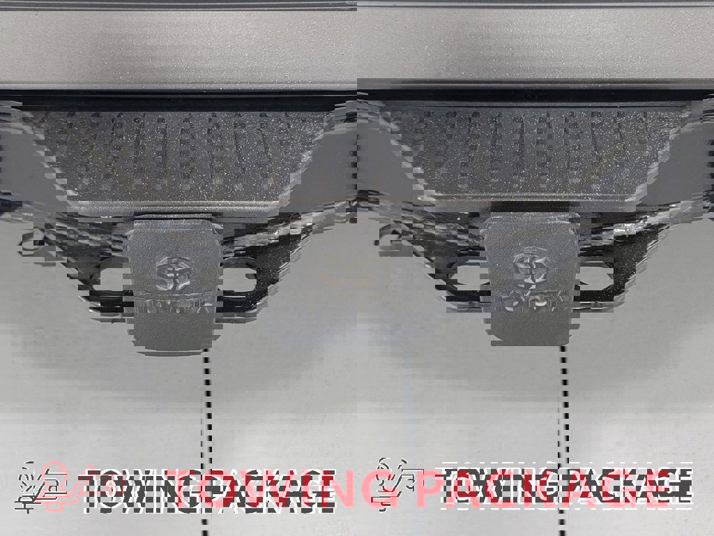 Certified 2021 Toyota Highlander XLE image 12