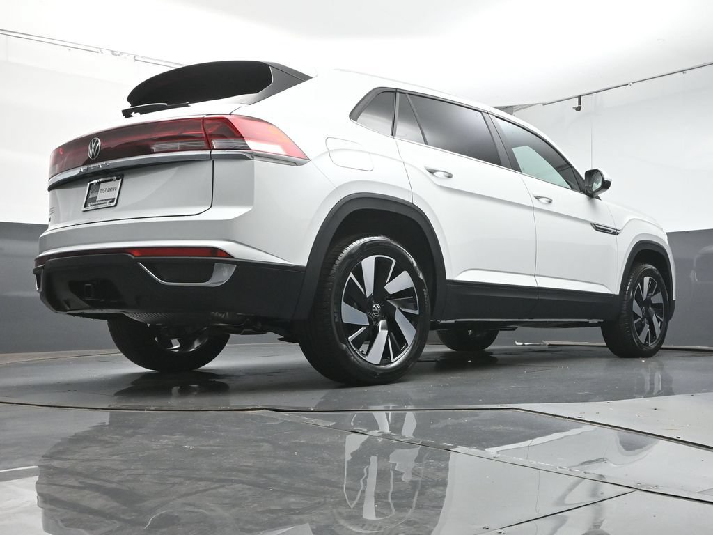 New 2026 Volkswagen Atlas Cross Sport SE FWD image 40