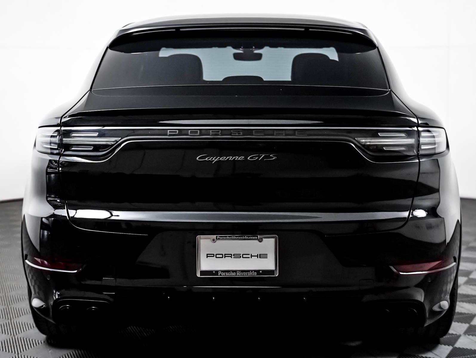 Certified 2023 Porsche Cayenne GTS AWD/4WD image 11