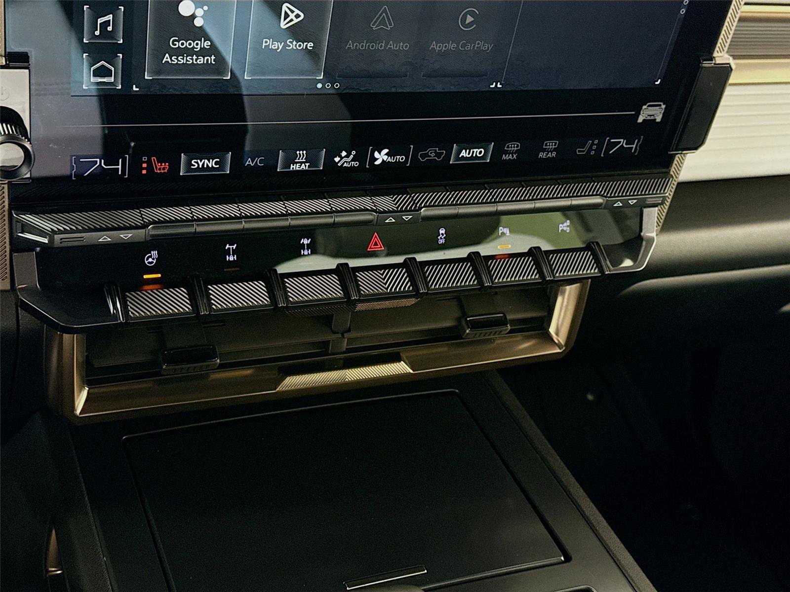 Used 2024 GMC Hummer EV 2X w/ Extreme Off-Road Package image 10