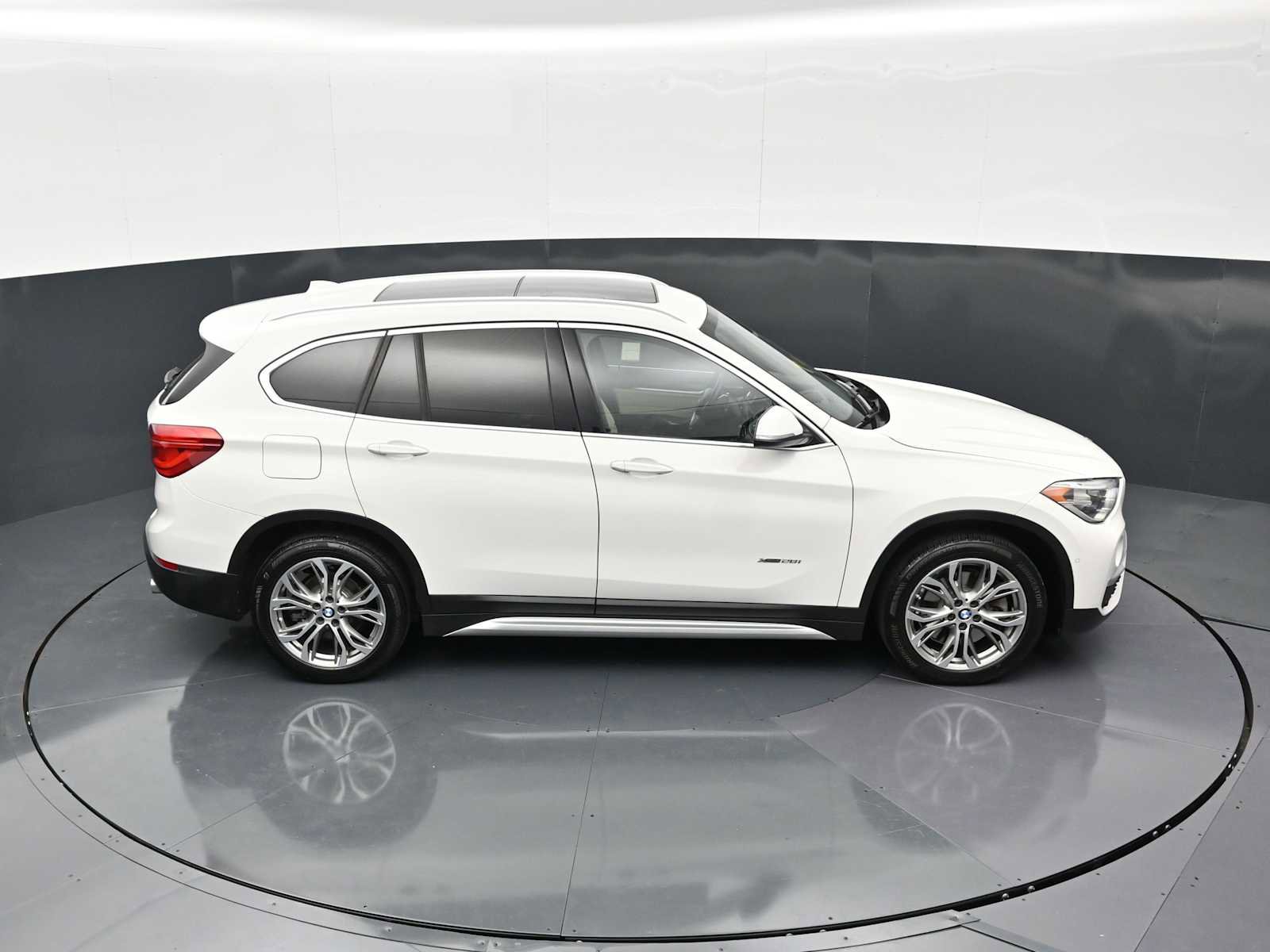 Used 2016 BMW X1 xDrive28i image 19