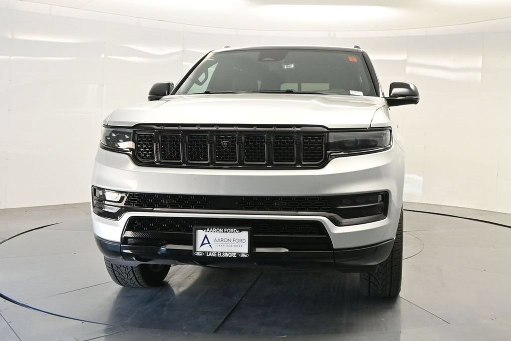 Used 2024 Jeep Grand Wagoneer Series II Obsidian w/ Quick Order Packagew 28T AWD/4WD image 3