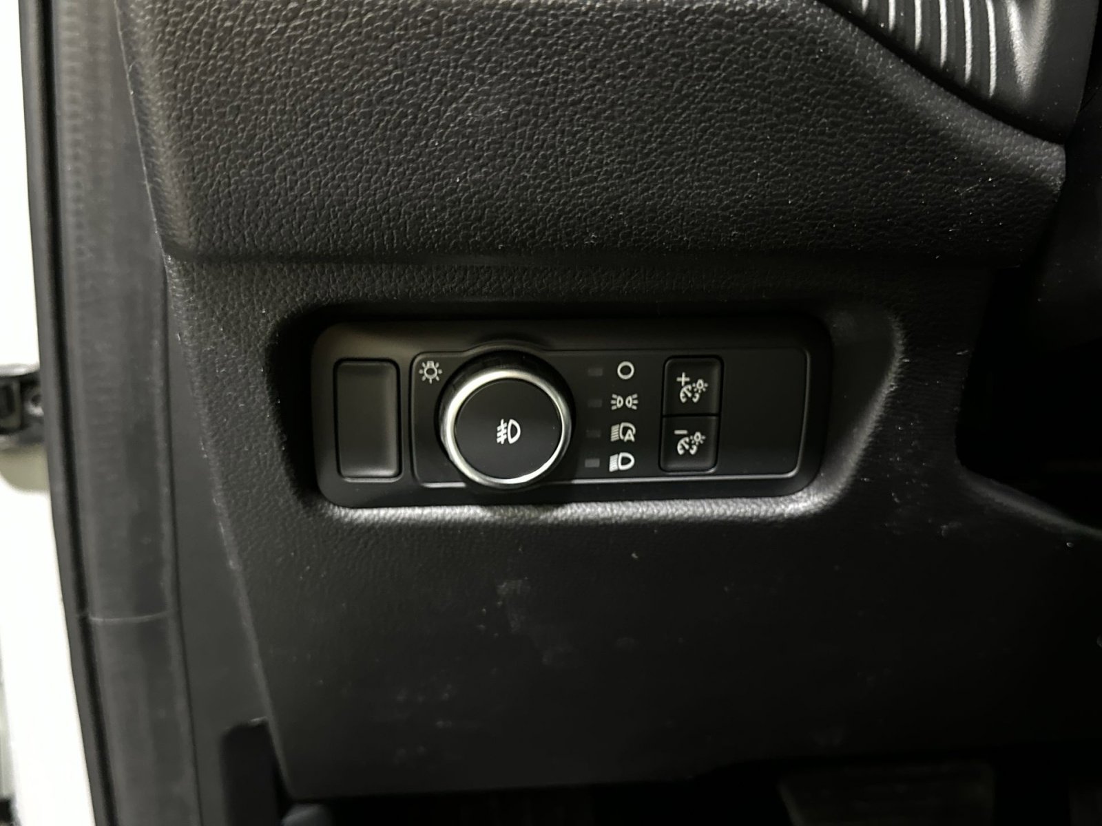 New 2026 Ford Ranger XLT w/ Equipment Group 301A High image 18