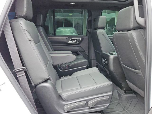 Used 2024 Chevrolet Tahoe Z71 w/ Luxury Package AWD/4WD image 15