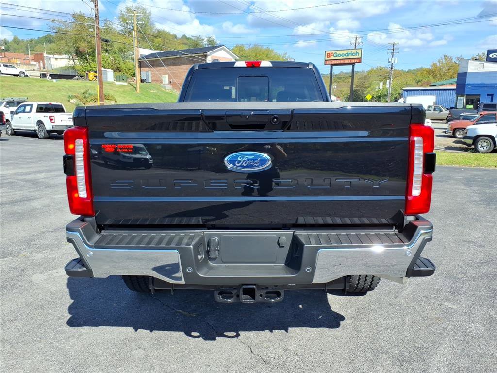 New 2026 Ford F350 4x4 Crew Cab Super Duty image 4