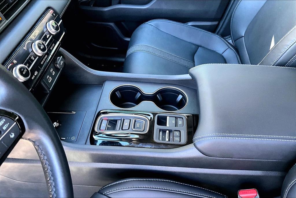 Certified 2025 Honda Pilot EX-L image 13