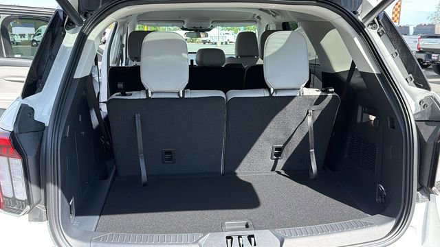 New 2026 Ford Explorer Active w/ Active Comfort Package image 13