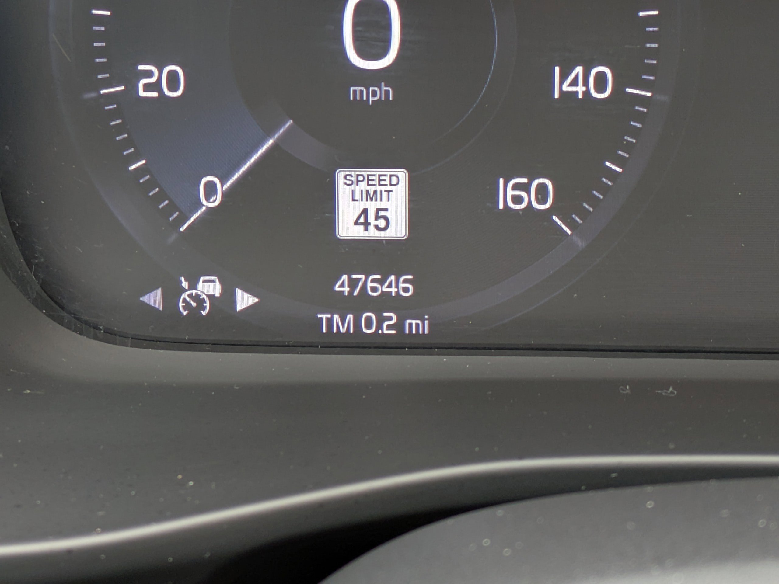 Used 2021 Volvo XC40 T5 Momentum w/ Premium Package image 26