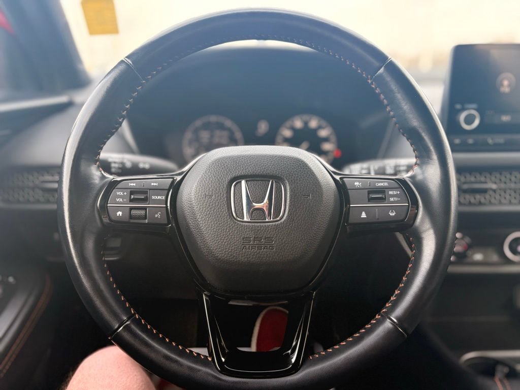 Used 2025 Honda HR-V Sport image 17