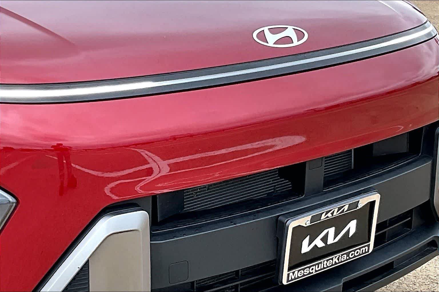 Used 2024 Hyundai Kona SE AWD/4WD image 32