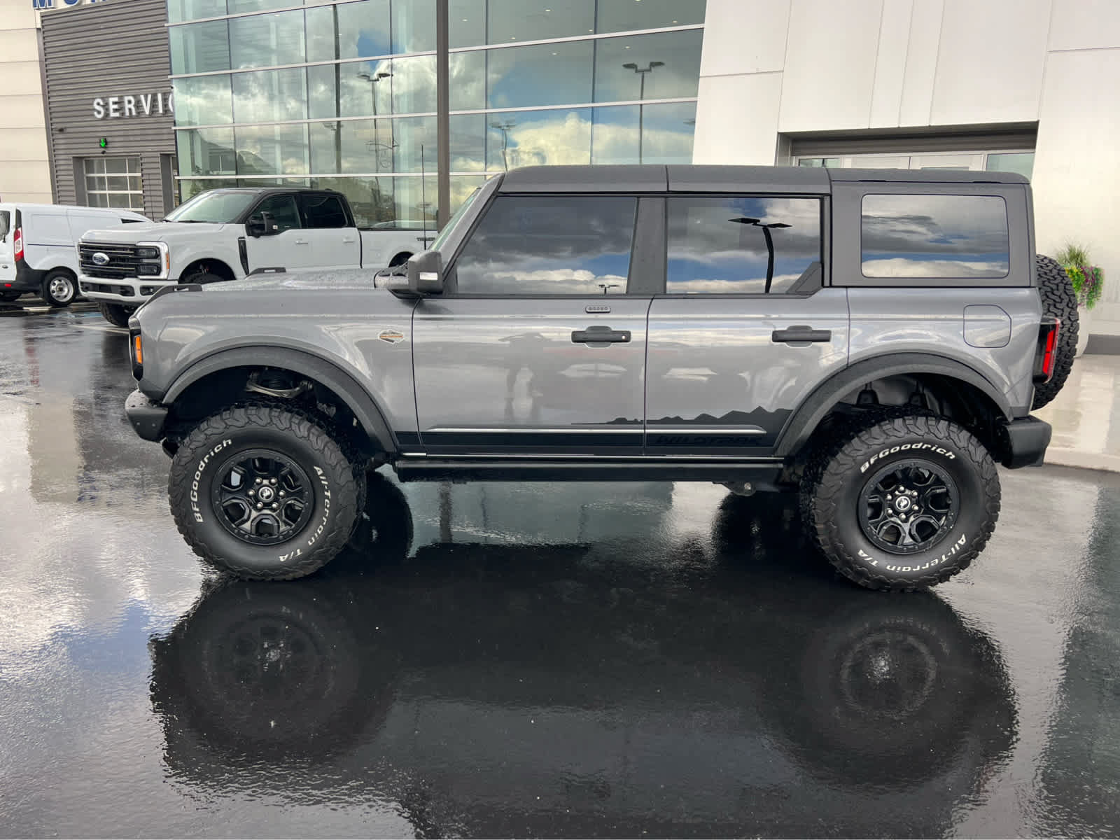 Certified 2022 Ford Bronco Wildtrak AWD/4WD image 13