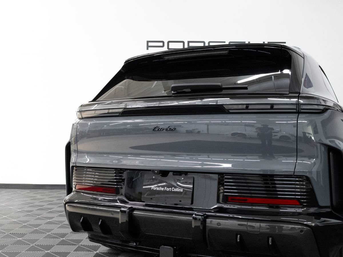 New 2026 Porsche Cayenne Turbo AWD/4WD image 14