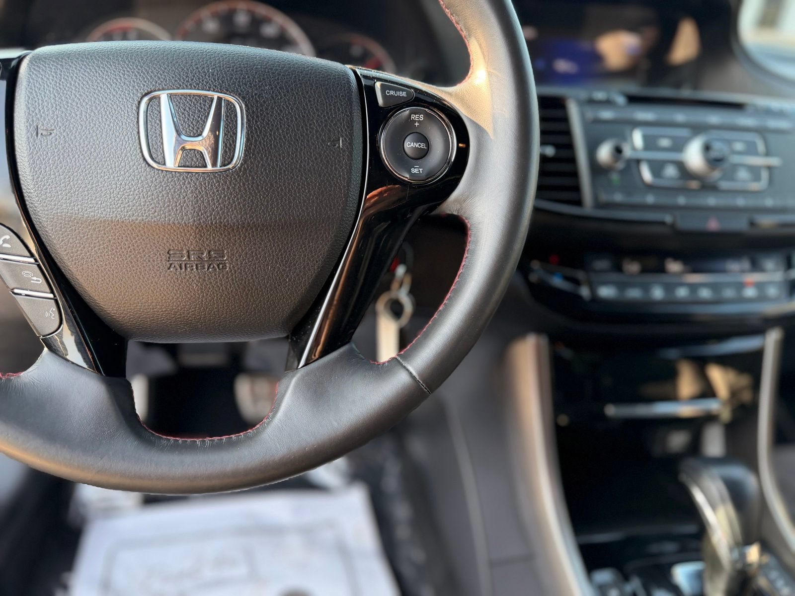 Used 2017 Honda Accord Sport Special Edition image 19