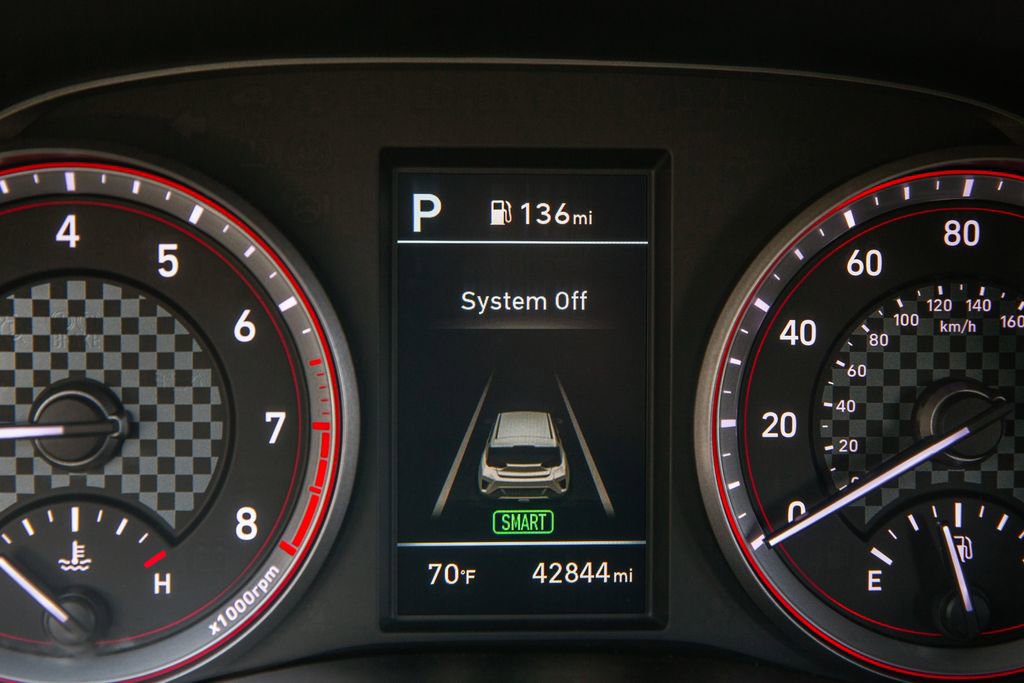 Used 2020 Hyundai Veloster 2.0 Premium FWD image 18