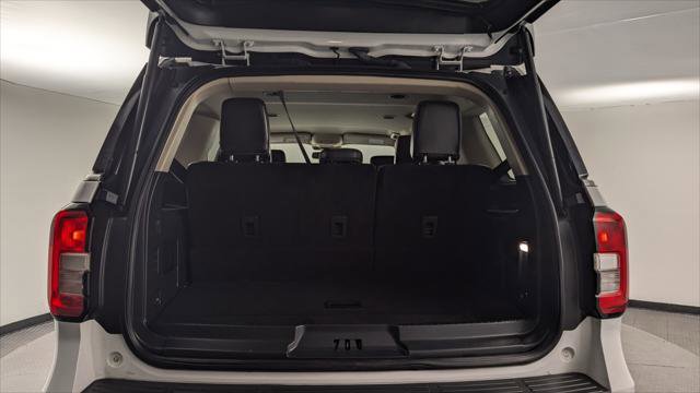 Used 2024 Ford Expedition XLT image 17