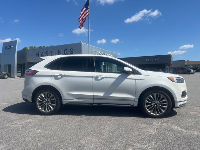 Used 2020 Ford Edge Titanium w/ Equipment Group 301A FWD image 6