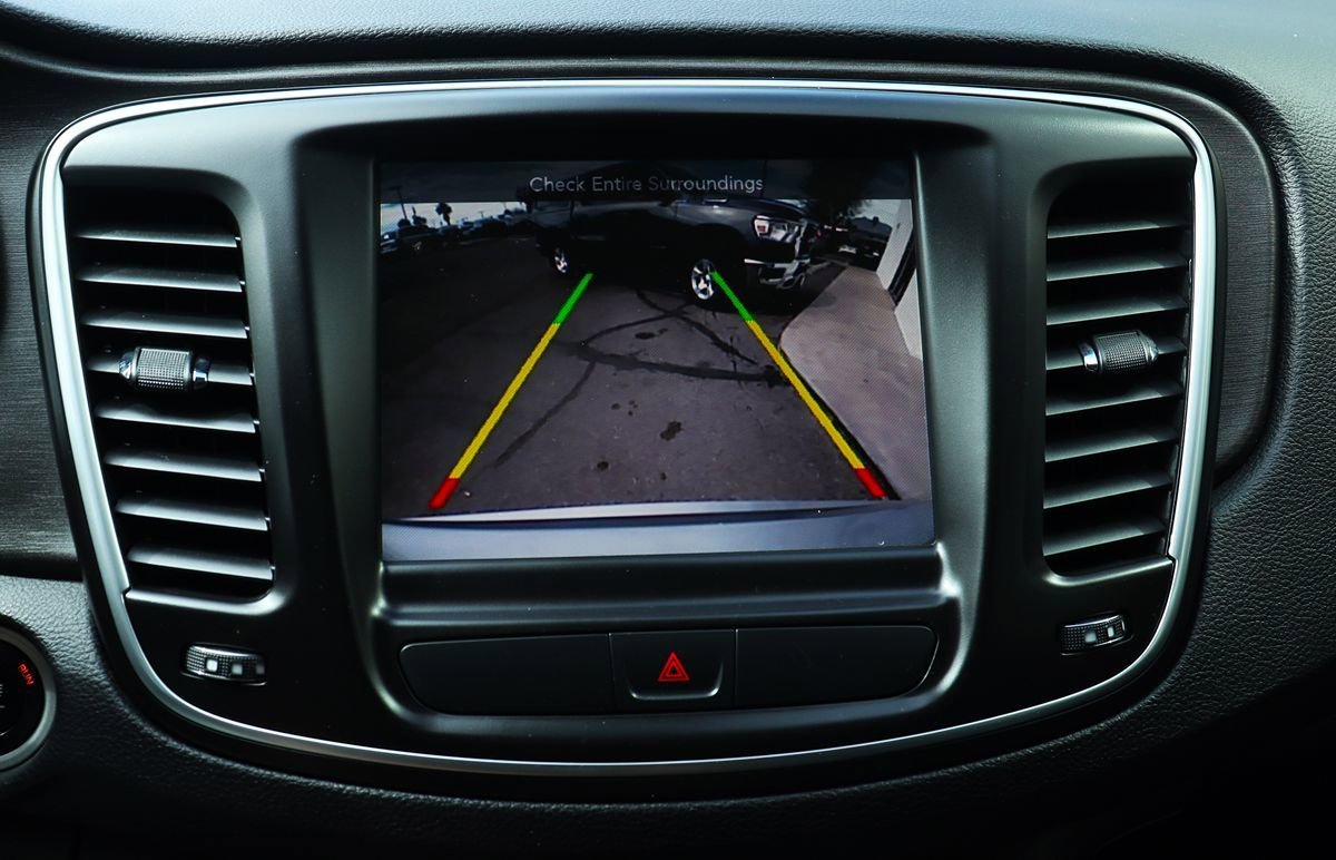 Used 2017 Chrysler 200 Limited Platinum image 47