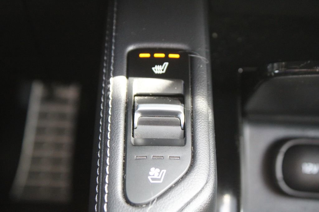 Used 2022 Kia Telluride SX w/ Towing Package FWD image 44