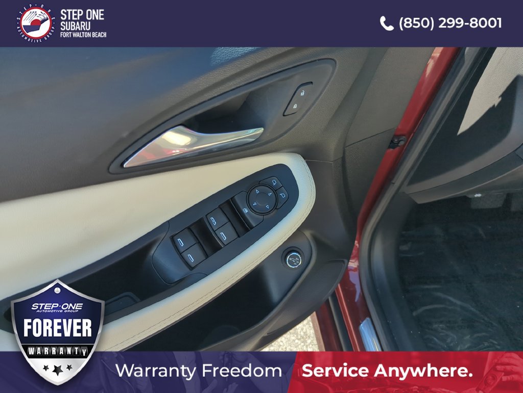Used 2022 Buick Encore GX Select w/ Sport Touring Package FWD image 19