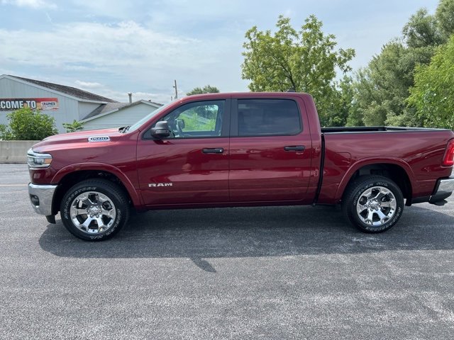New 2026 RAM 1500 4x4 Crew Cab image 2