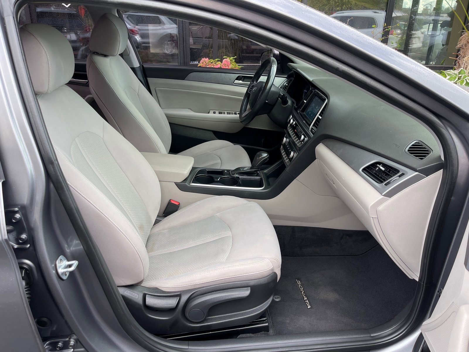 Used 2018 Hyundai Sonata SEL w/ Cargo Package image 19