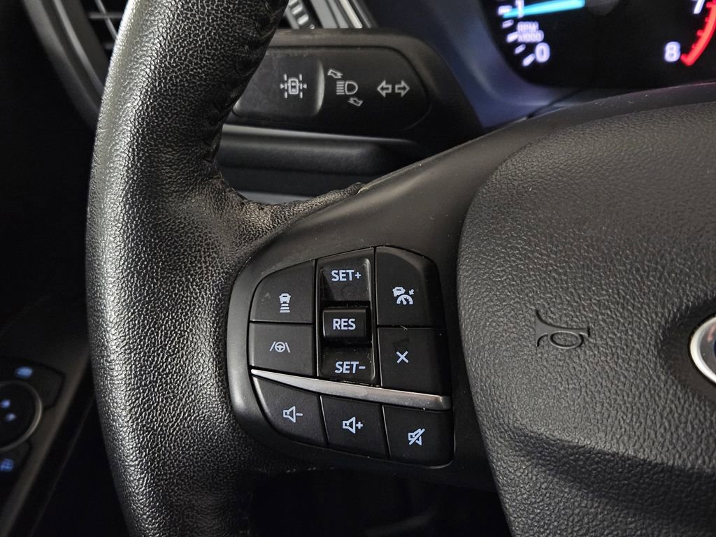 Used 2021 Ford Escape SE w/ SE Sport Appearance Package image 22