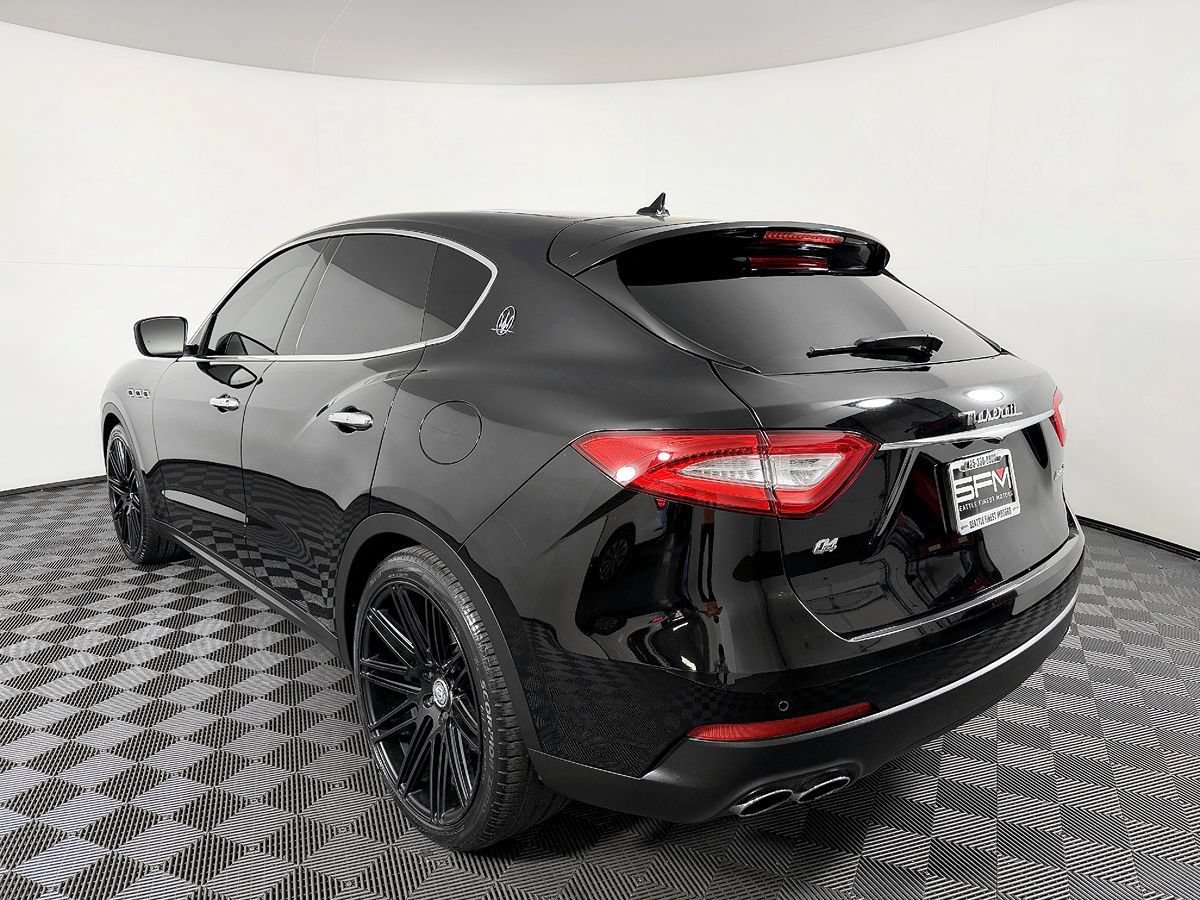 Used 2018 Maserati Levante AWD/4WD image 20