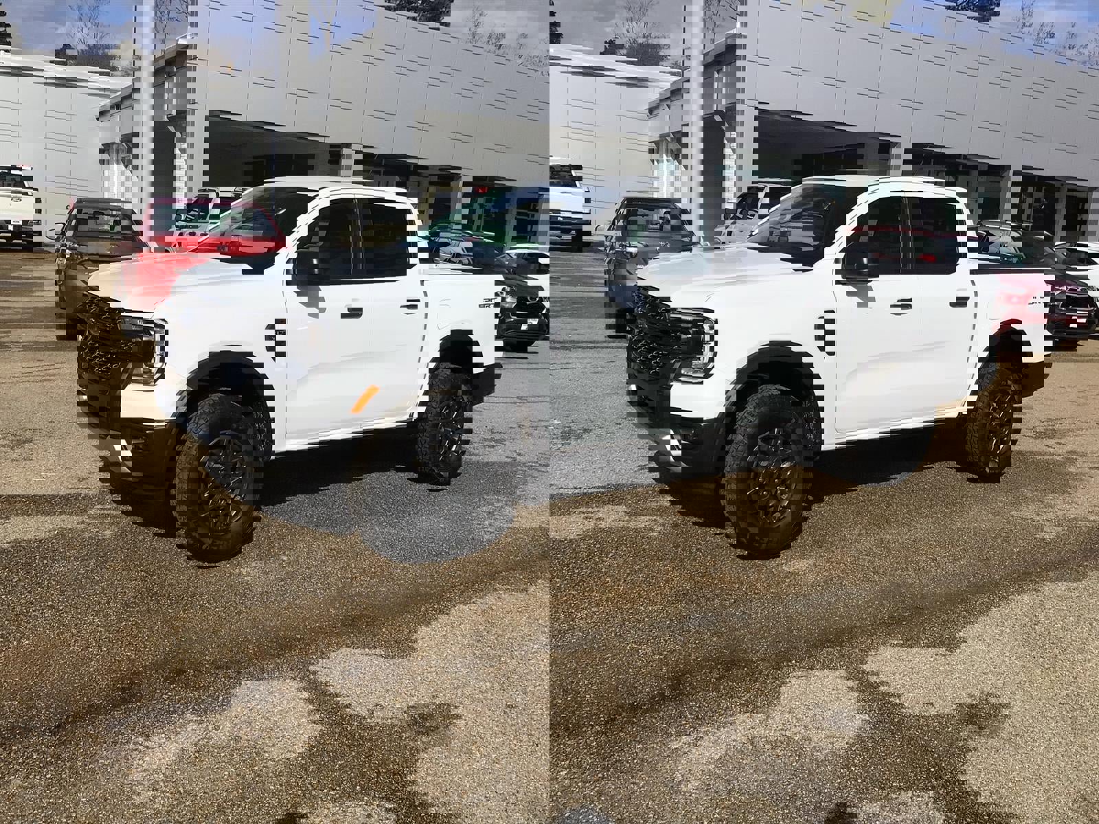 New 2025 Ford Ranger XLT w/ Equipment Group 301A High image 3