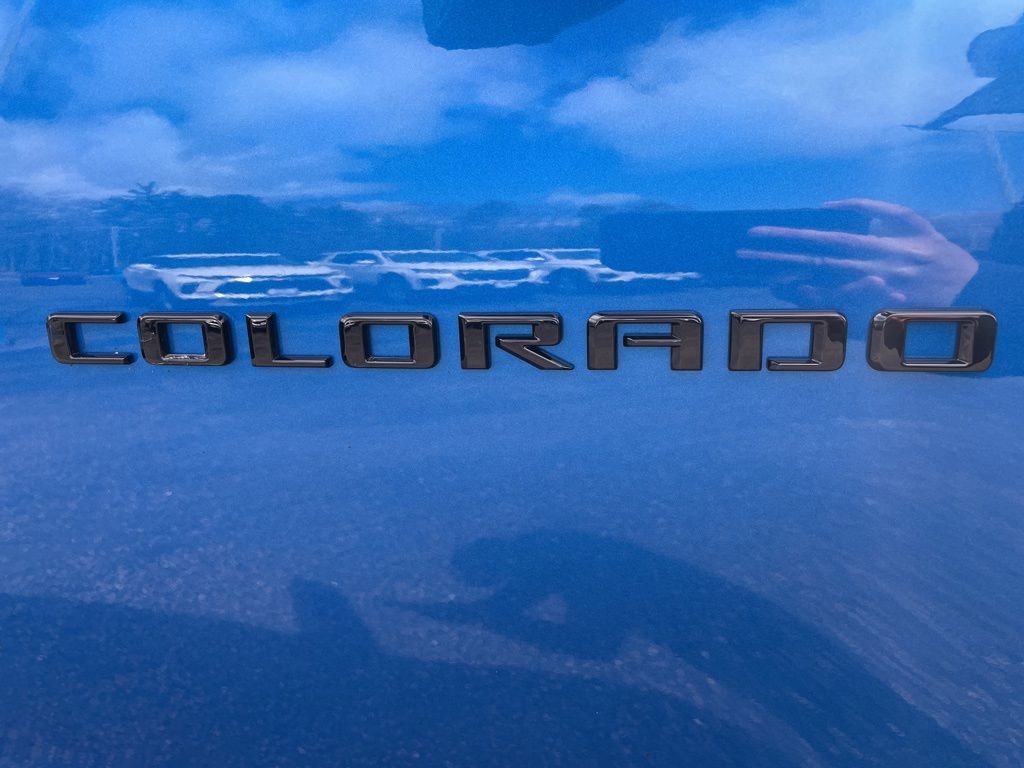 Used 2023 Chevrolet Colorado Trail Boss w/ Technology Package AWD/4WD image 10