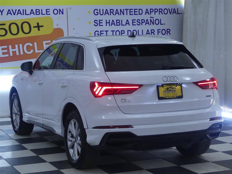 Used 2025 Audi Q3 2.0T Premium AWD/4WD image 2