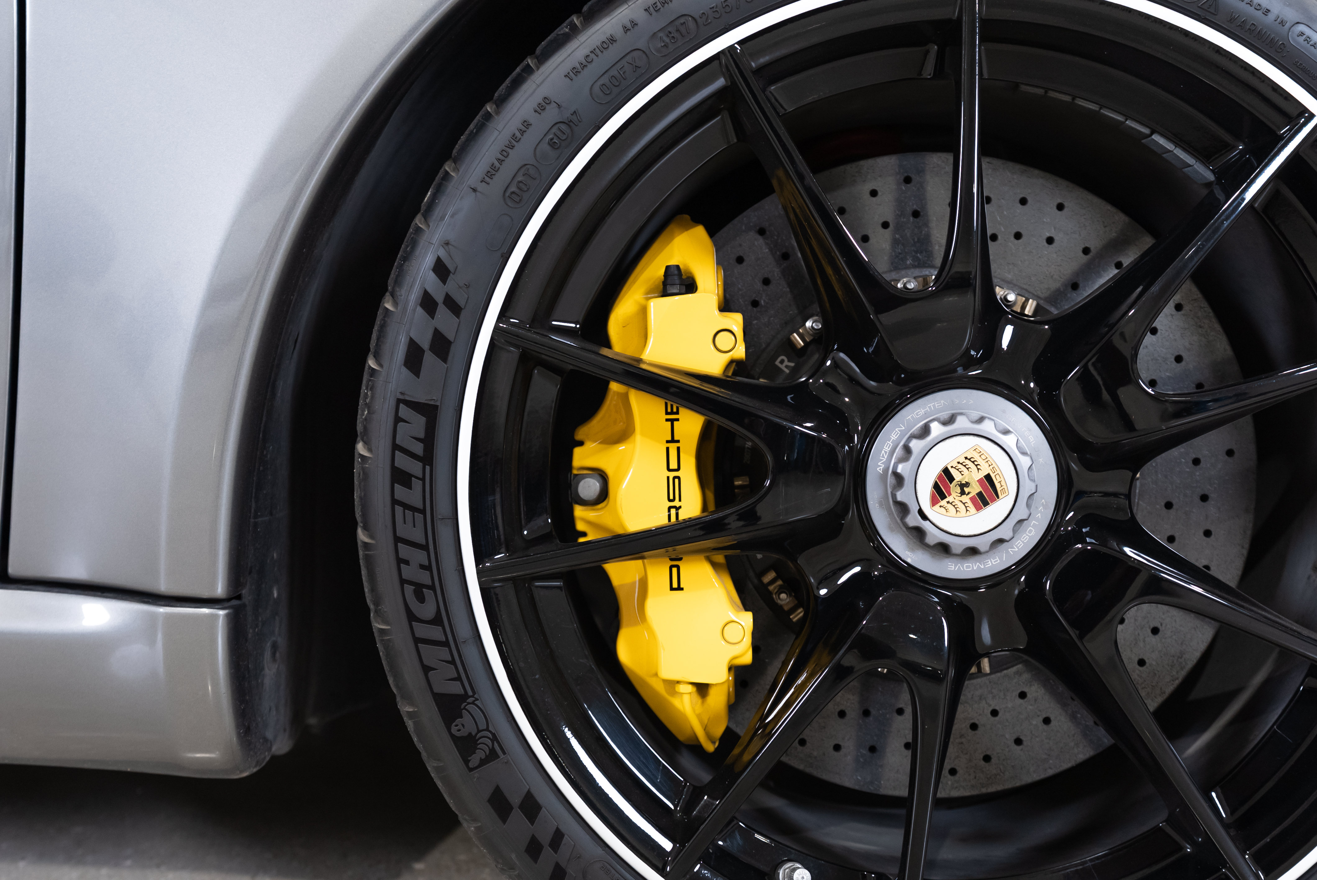 Used 2011 Porsche 911 GT3 RWD image 10
