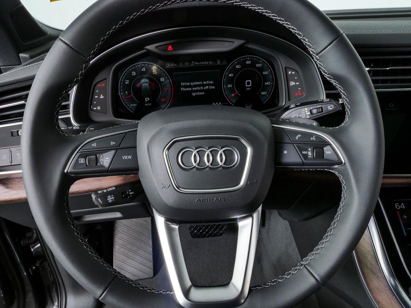 Used 2026 Audi Q7 3.0T Premium w/ Convenience Plus Package AWD/4WD image 10