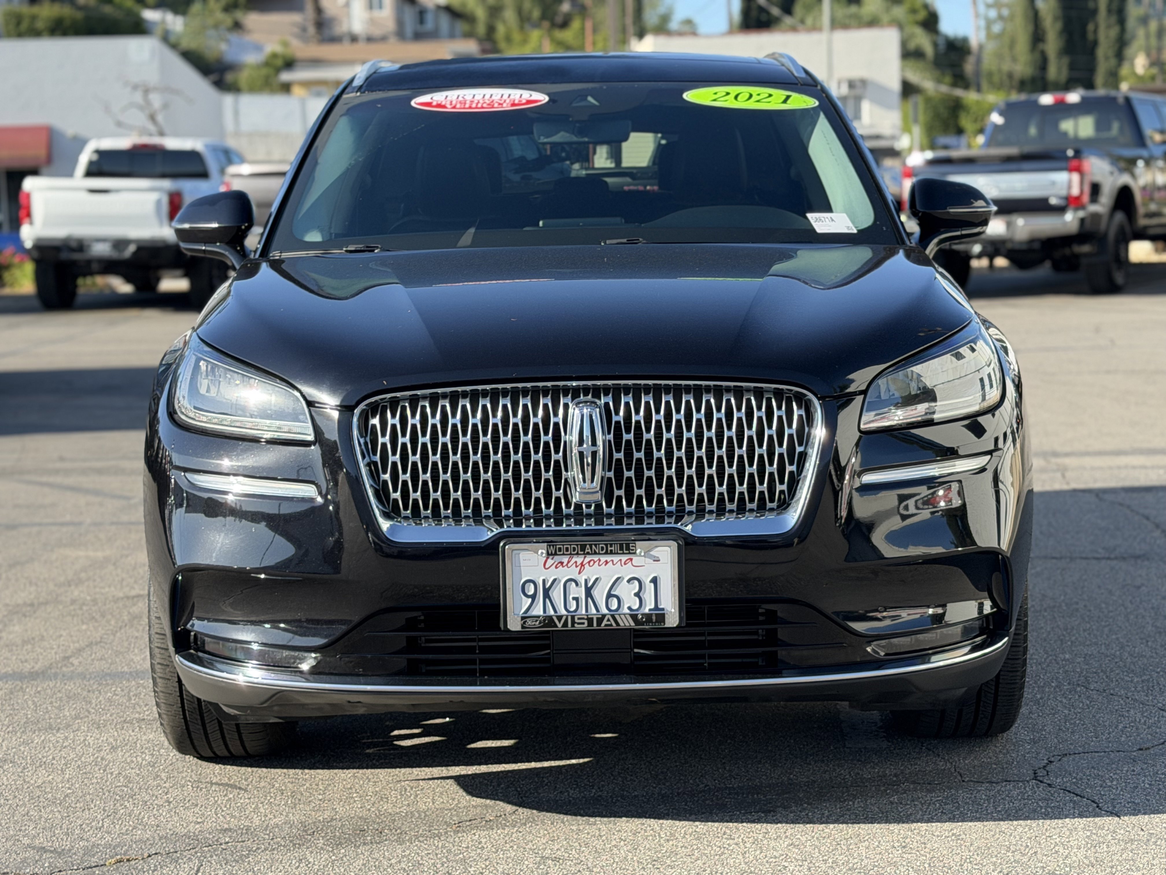Certified 2021 Lincoln Corsair Reserve w/ Elements Package FWD image 2