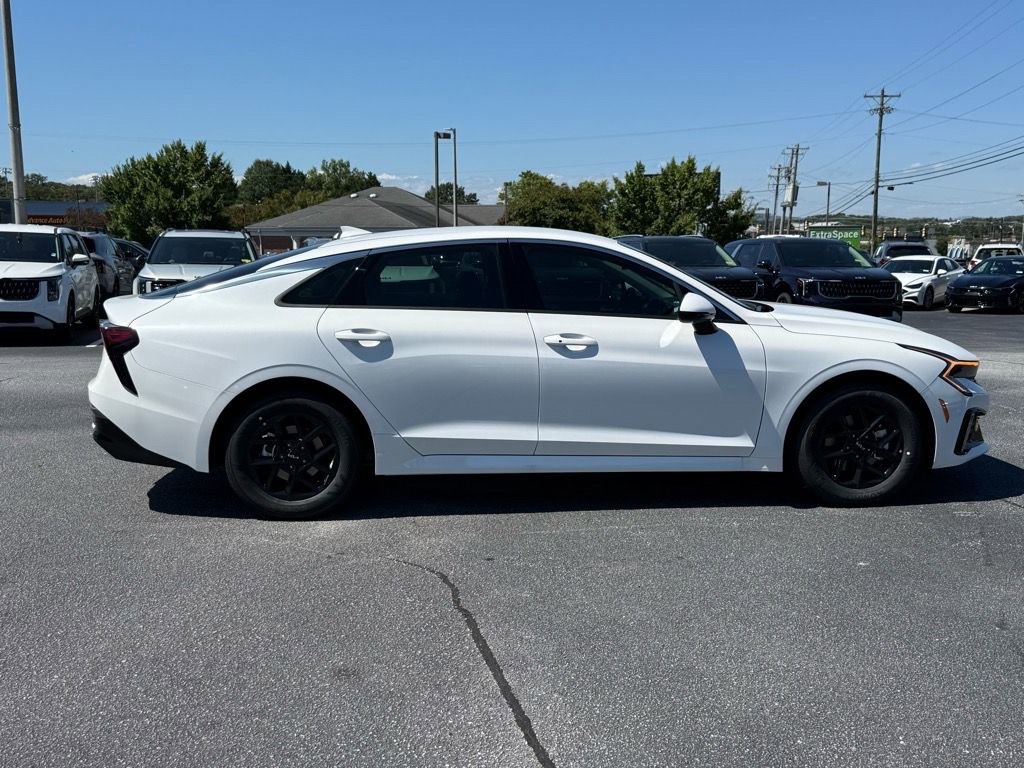 New 2026 Kia K5 LXS image 2