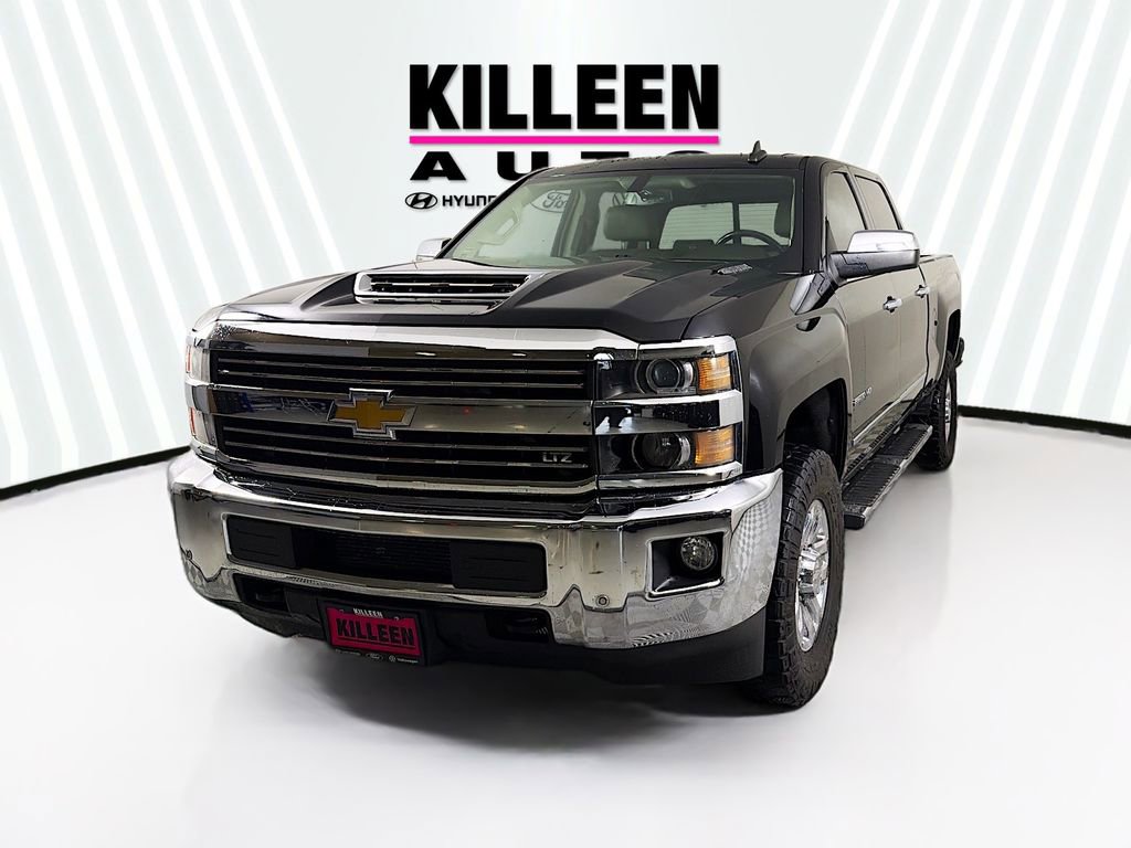 Used 2019 Chevrolet Silverado 2500 LTZ w/ Duramax Plus Package RWD image 3