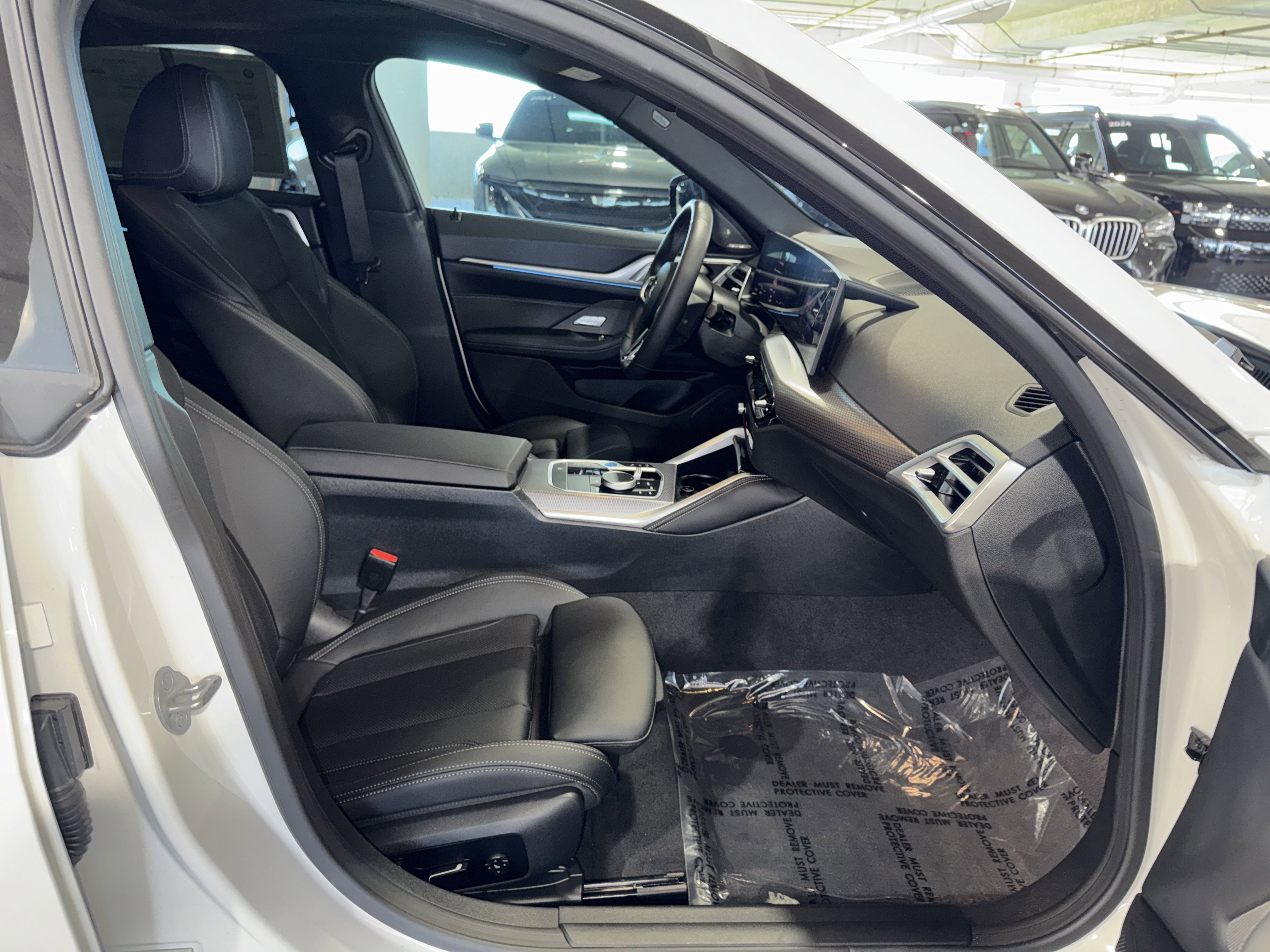 Certified 2025 BMW i4 xDrive40i w/ M Sport Package image 10