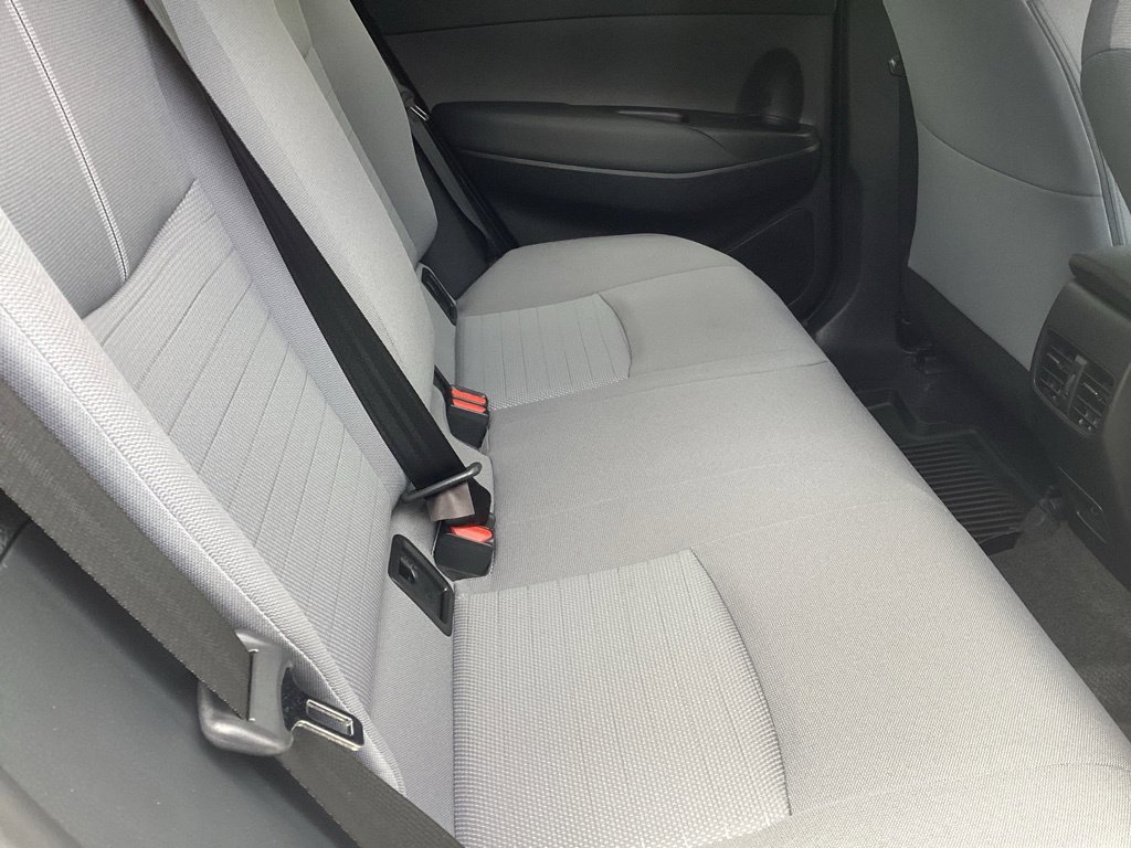 Used 2025 Toyota Corolla Cross AWD Hybrid w/ Moonroof Package image 5