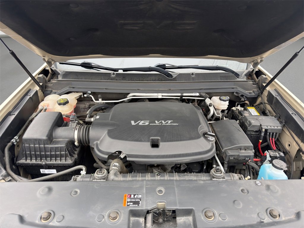 Used 2022 GMC Canyon AT4 image 21