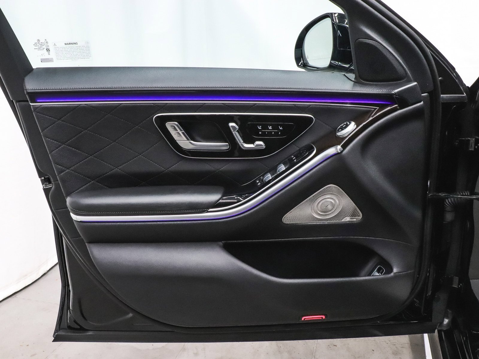 Used 2025 Mercedes-Benz S 580 4MATIC Sedan image 12