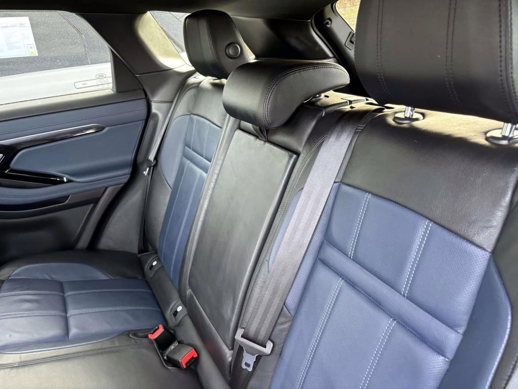 Used 2020 Land Rover Range Rover Evoque R-Dynamic S image 15