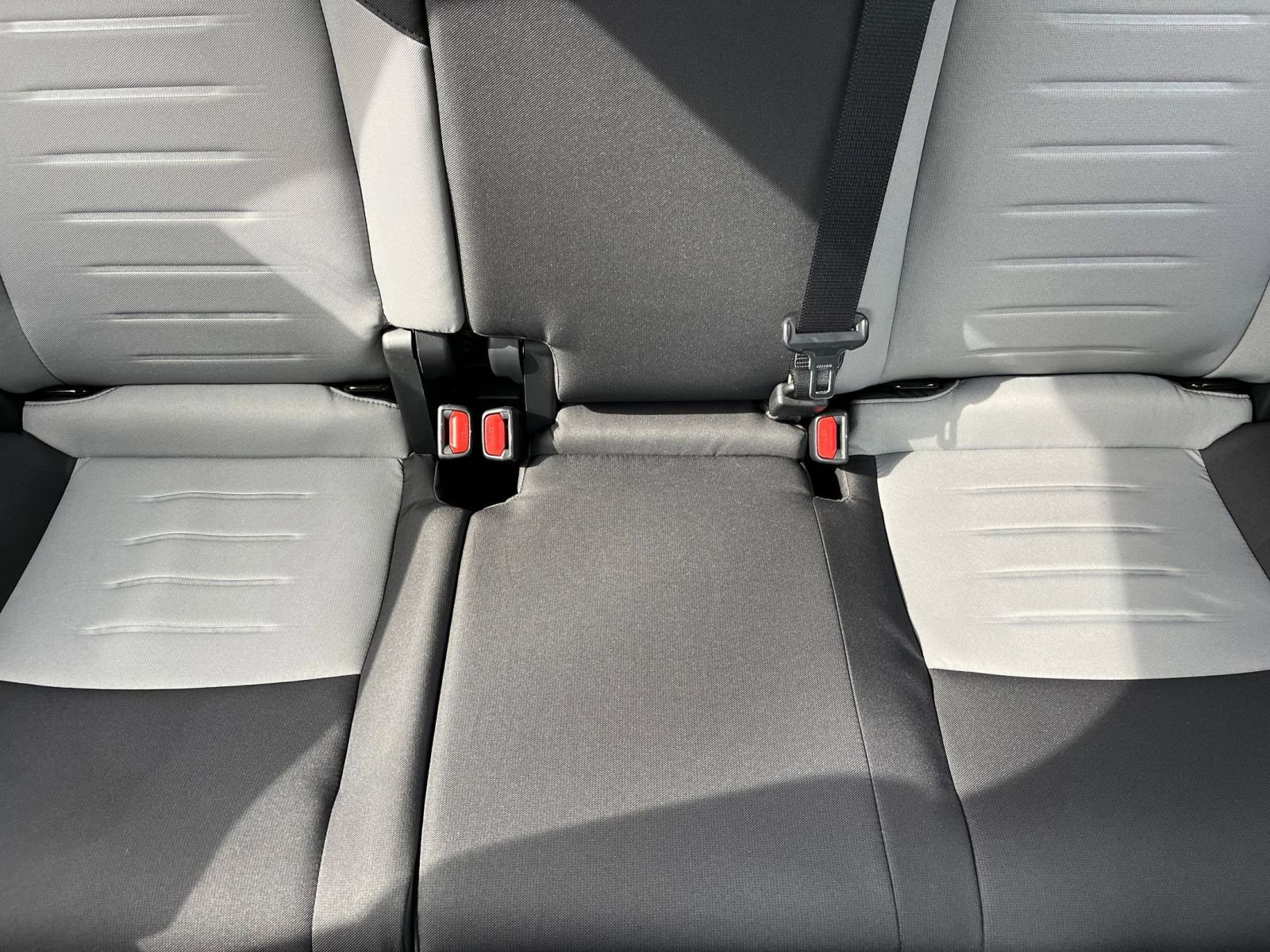 Used 2025 Toyota Tacoma TRD Off-Road image 38