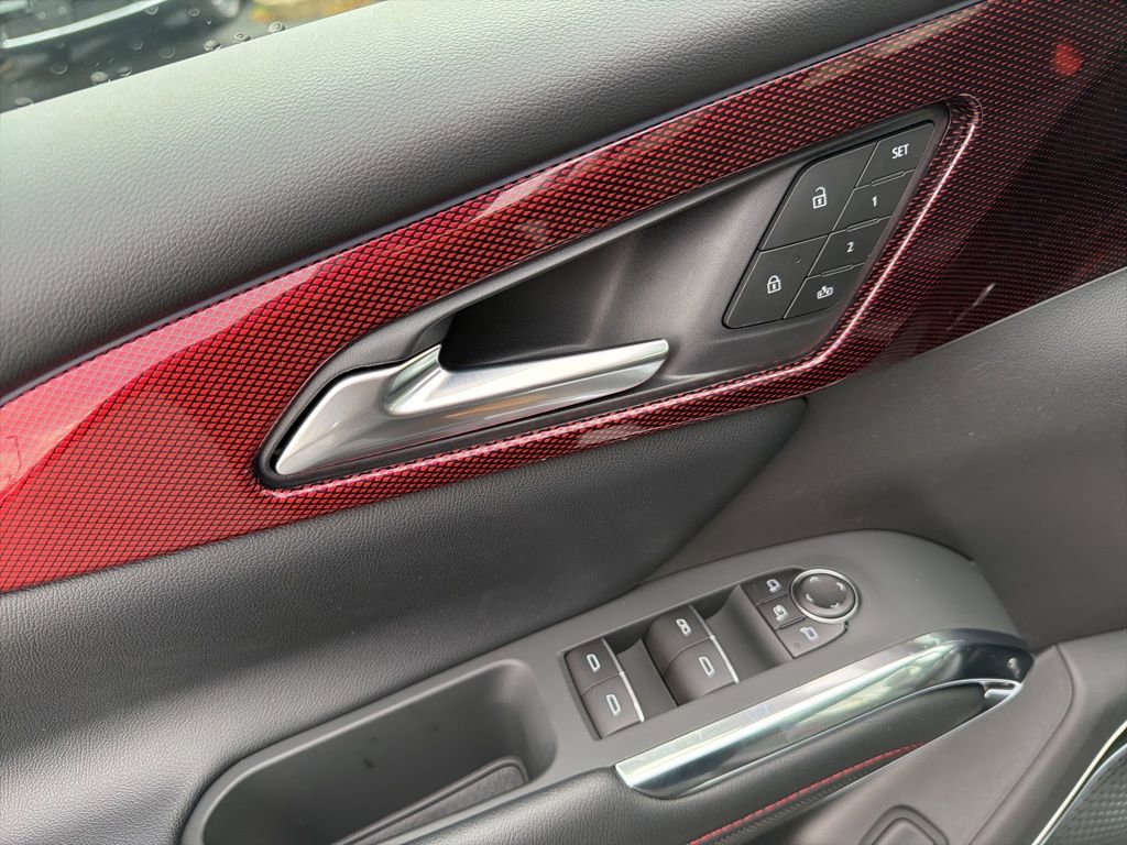 New 2026 Chevrolet Traverse RS w/ LPO, Floor Liner Package image 27