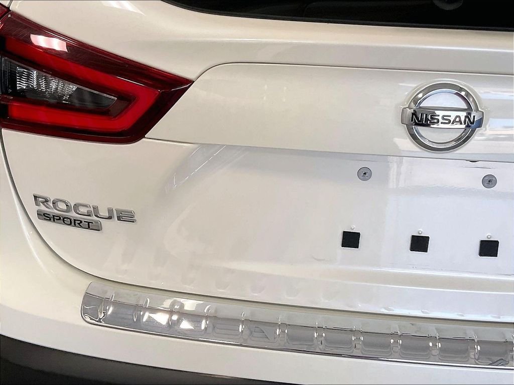 Used 2022 Nissan Rogue Sport SV AWD/4WD image 28