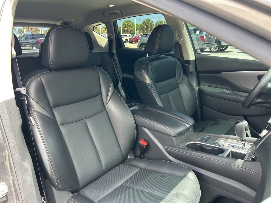 Certified 2023 Nissan Murano SL w/ Cargo Package FWD image 46