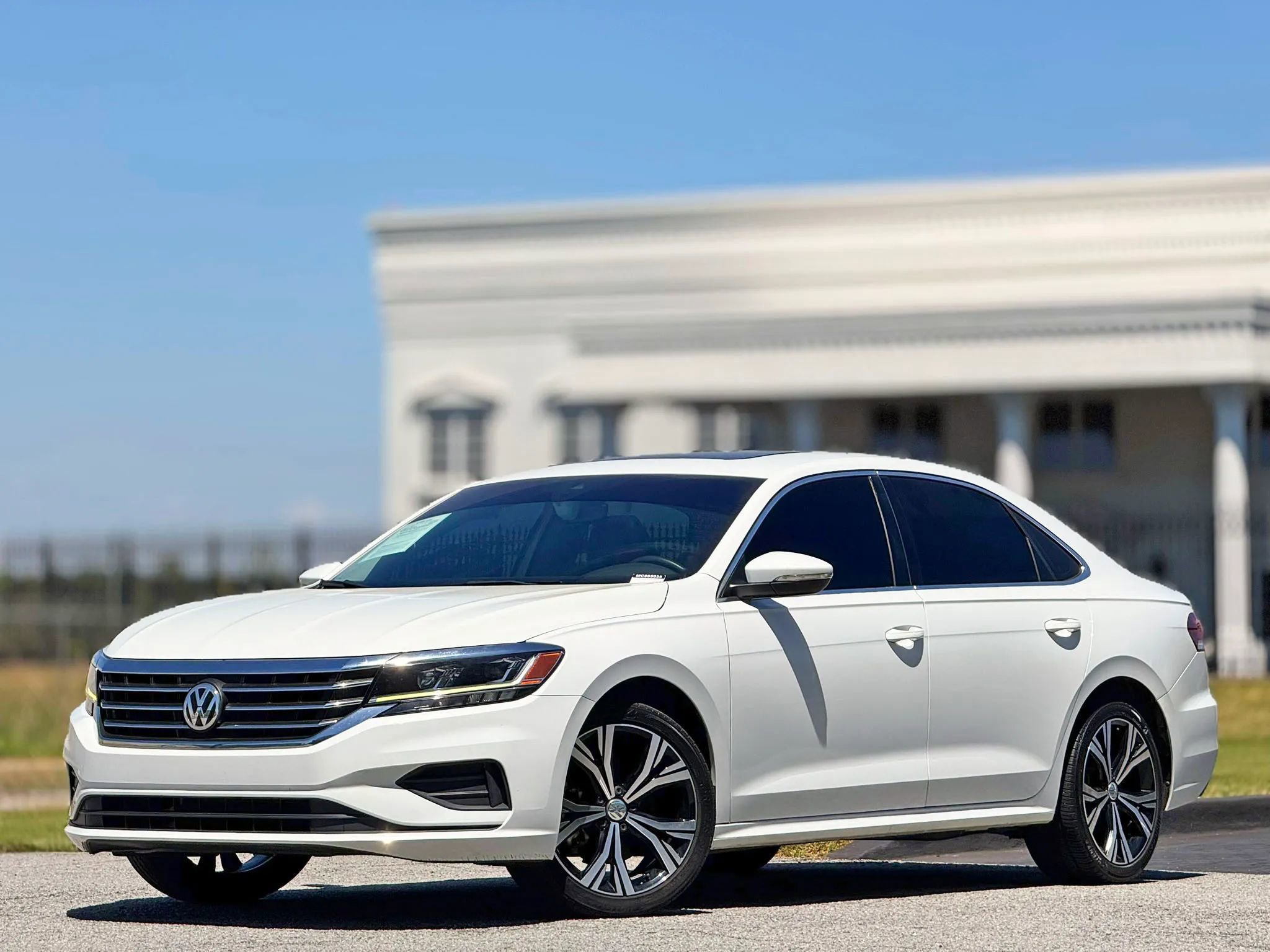 Used 2021 Volkswagen Passat 2.0T SE