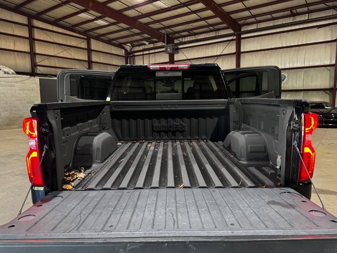 Used 2022 Chevrolet Silverado 1500 High Country image 19