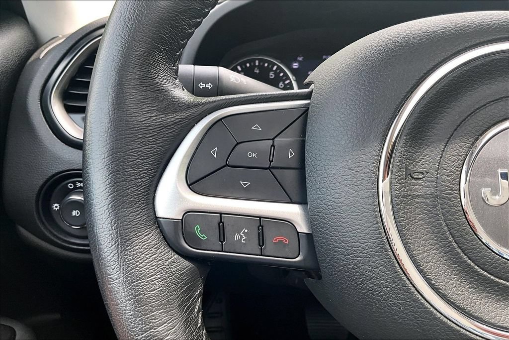 Used 2023 Jeep Renegade Limited w/ Sun/Sound Group AWD/4WD image 20